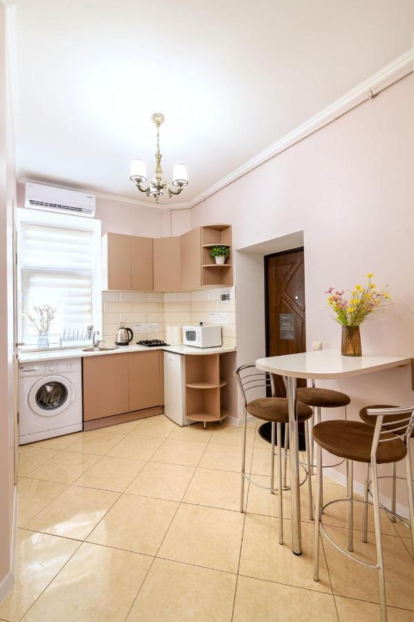 Avangard Magnus Apartment Λβιβ Εξωτερικό φωτογραφία