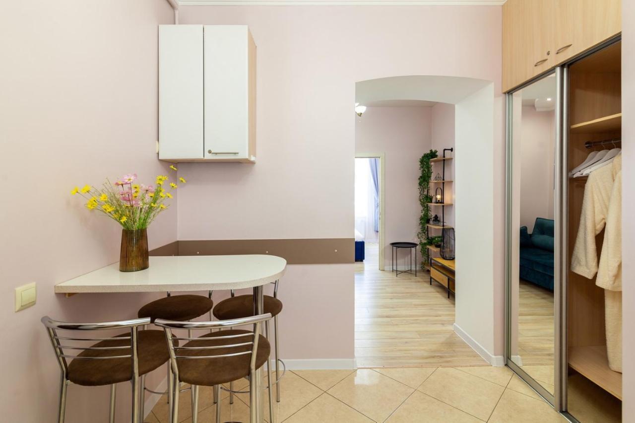Avangard Magnus Apartment Λβιβ Εξωτερικό φωτογραφία