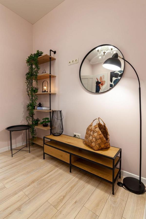Avangard Magnus Apartment Λβιβ Εξωτερικό φωτογραφία