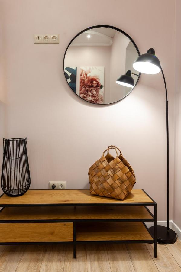 Avangard Magnus Apartment Λβιβ Εξωτερικό φωτογραφία